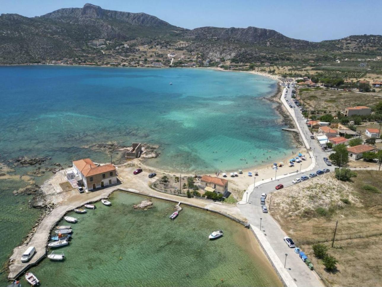 Fully Equipped Beach House At Pachia Ammos Plytra Εξωτερικό φωτογραφία